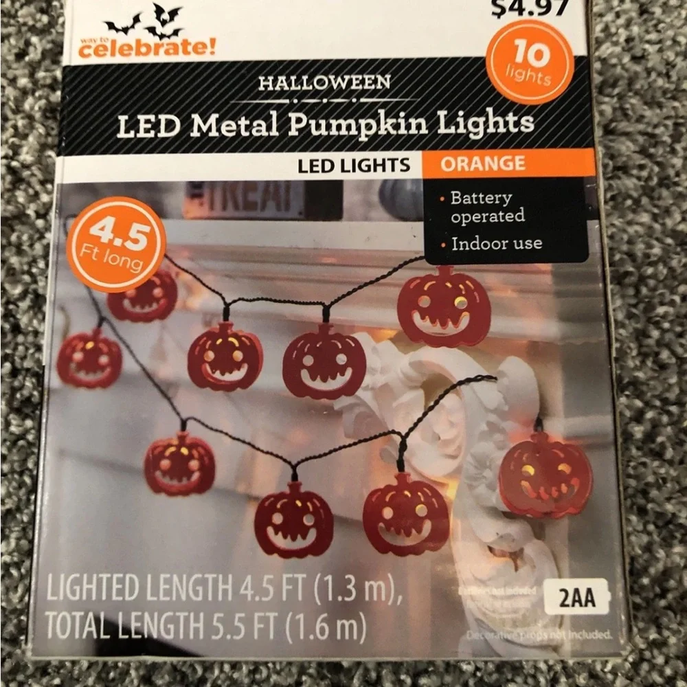 Celebrate! LED Metal Pumpkin Lights - NEW